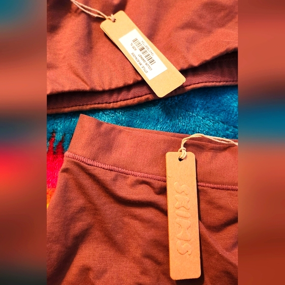 Brand New Skims Bralette & Thong Set - Picture 4 of 4